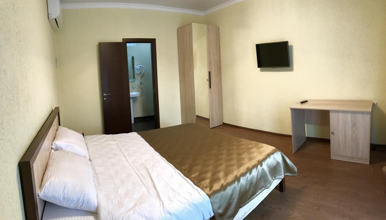 Hotel Mandarin Pizunda Exterior foto